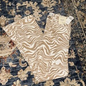 NWT Abercrombie kids Abercrombie & fitch high rise flare jeans 11/12R Girls/kids